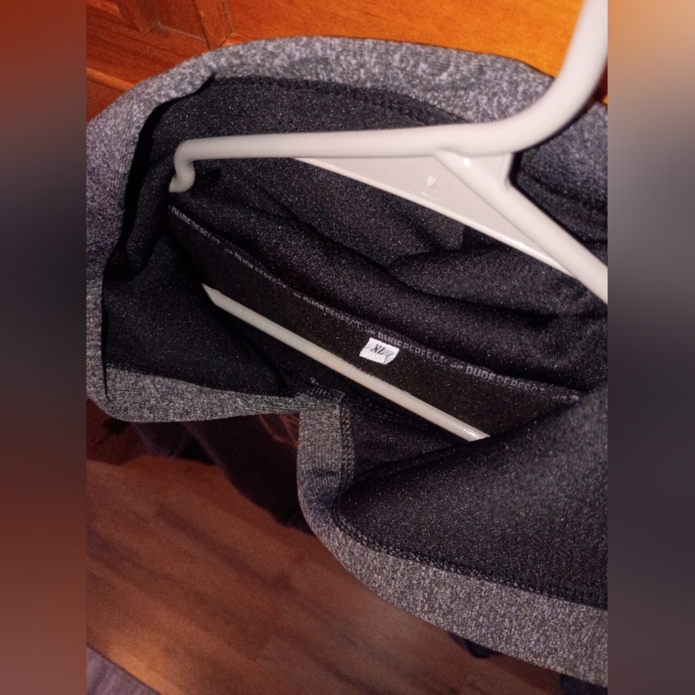 Boy's "Dude Perfect" Grey Hoodie. Size XL! - Picture 4 of 4